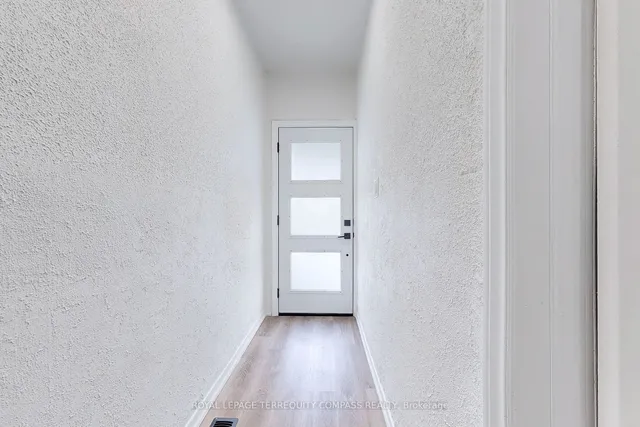 Additional property image - 560 Perth Ave