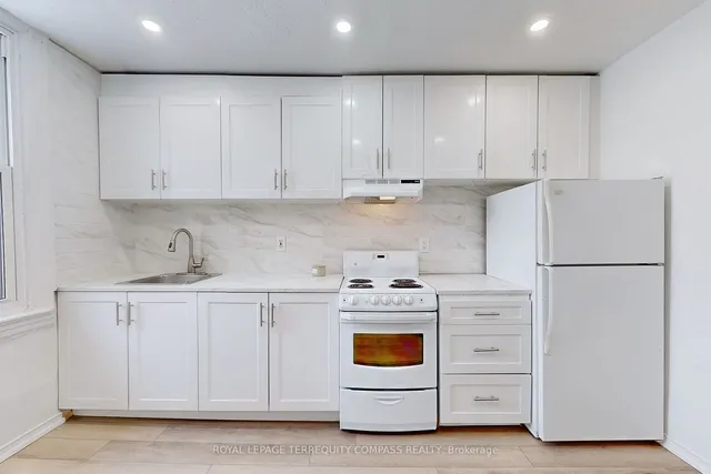 Additional property image - 560 Perth Ave
