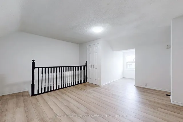 Additional property image - 560 Perth Ave