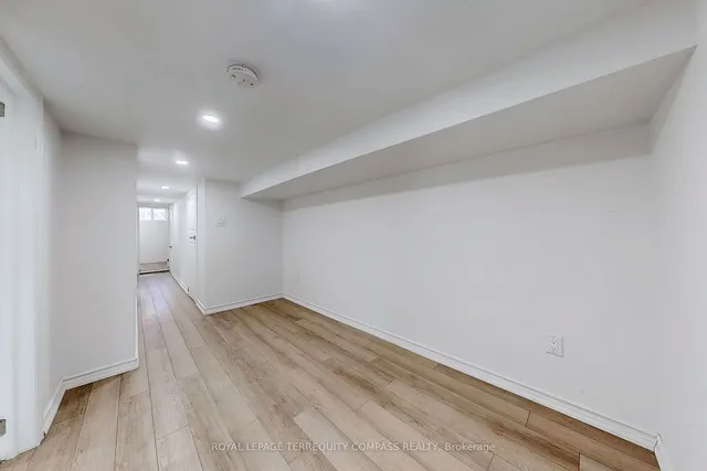 Additional property image - 560 Perth Ave