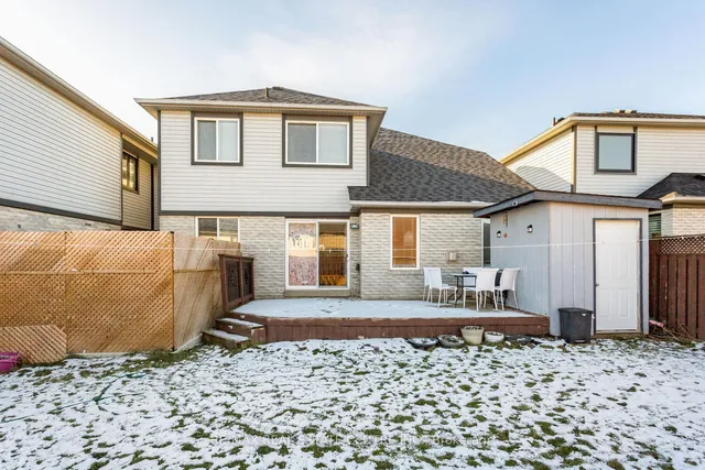 Primary image of 1015 Vickerman Way