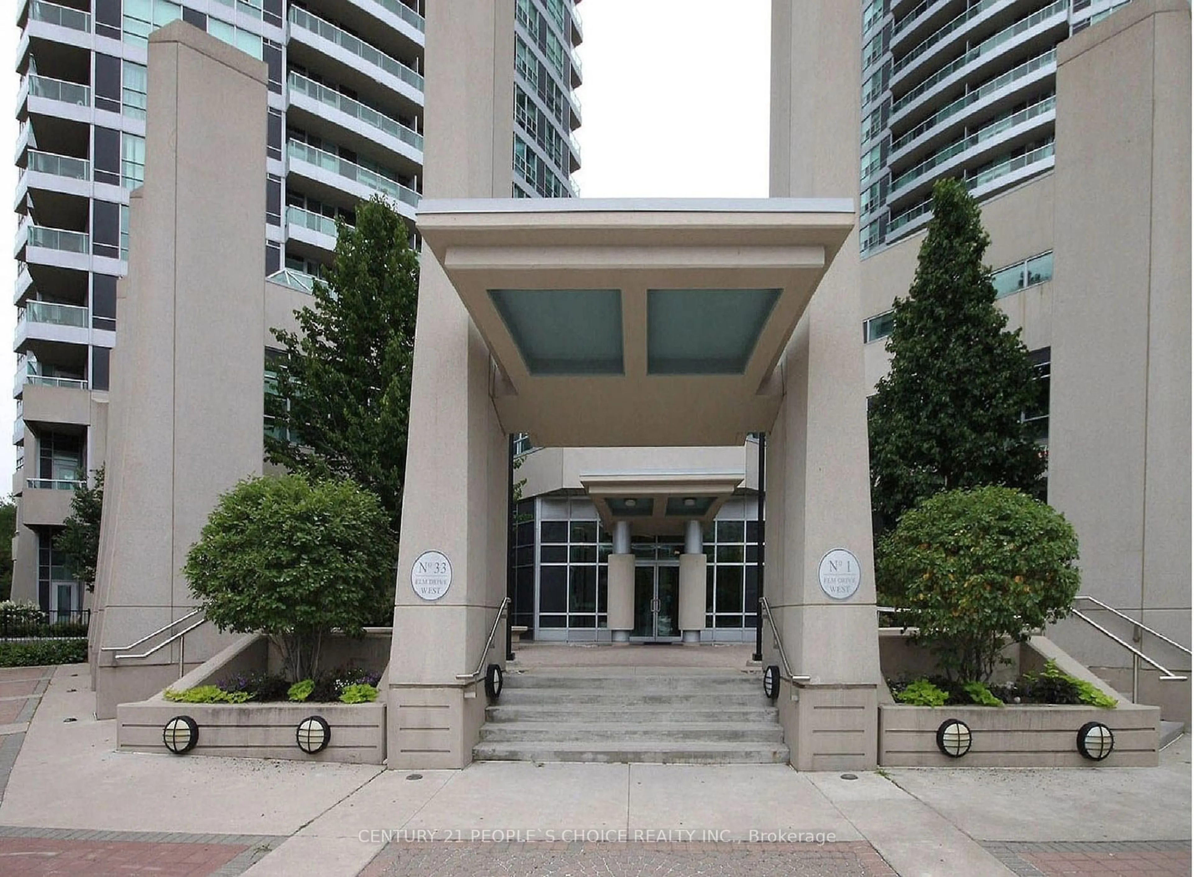 Indoor foyer for 1 Elm Dr #903, Mississauga Ontario L5B 4M1