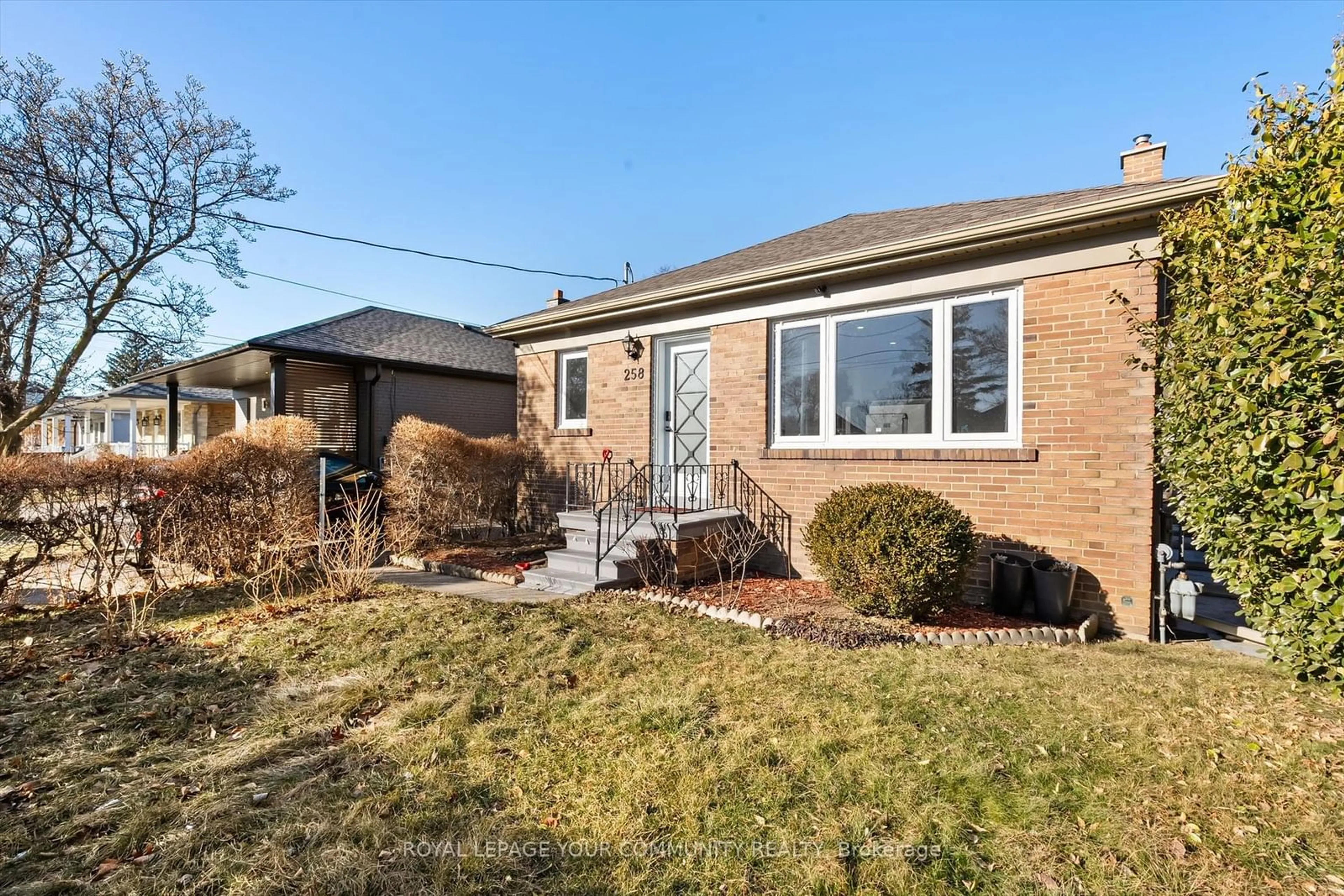 Home with brick exterior material, street for 258 Valermo Dr, Toronto Ontario M8W 2K8