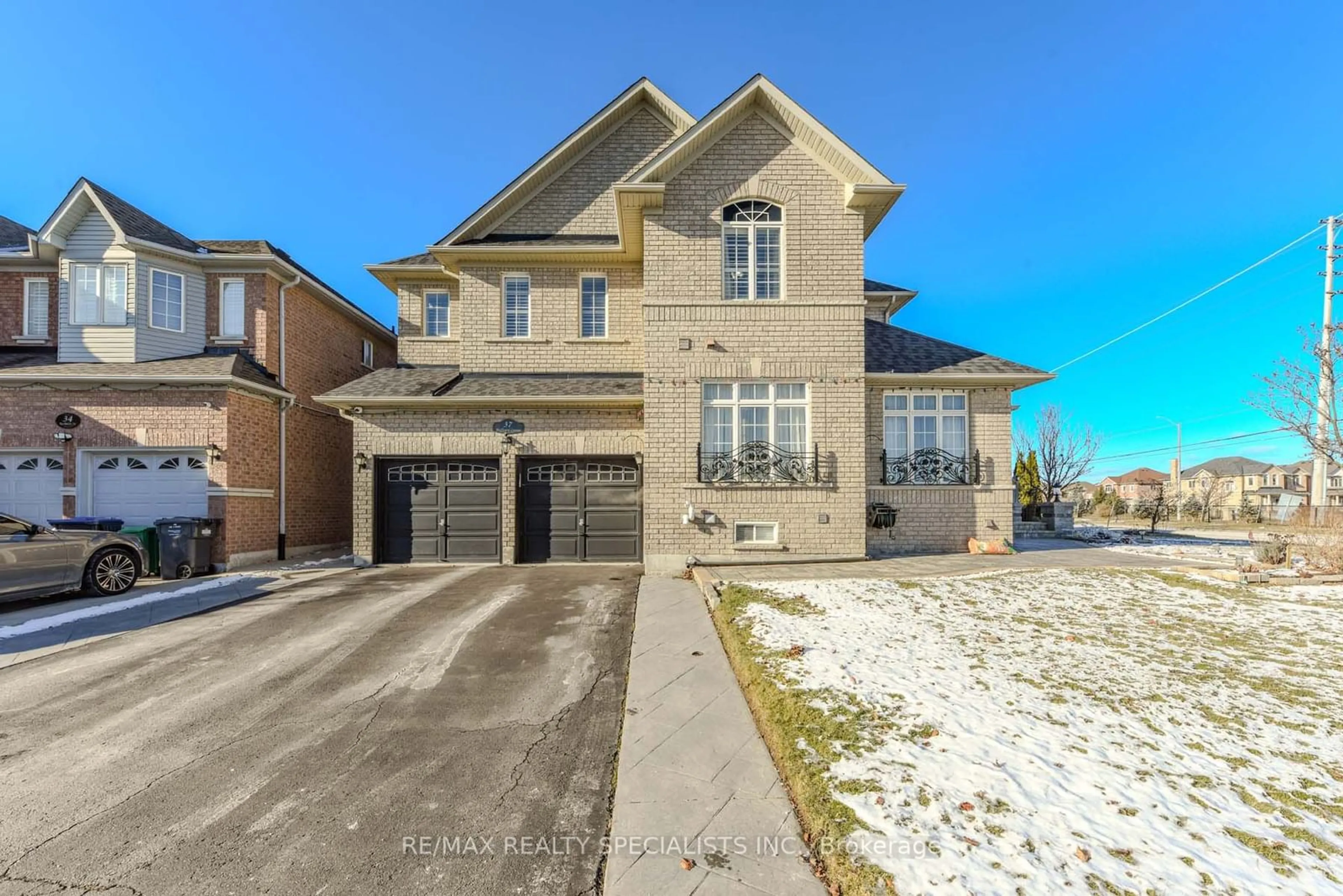 Home with brick exterior material, street for 37 Bluffwood Cres, Brampton Ontario L6P 2P3