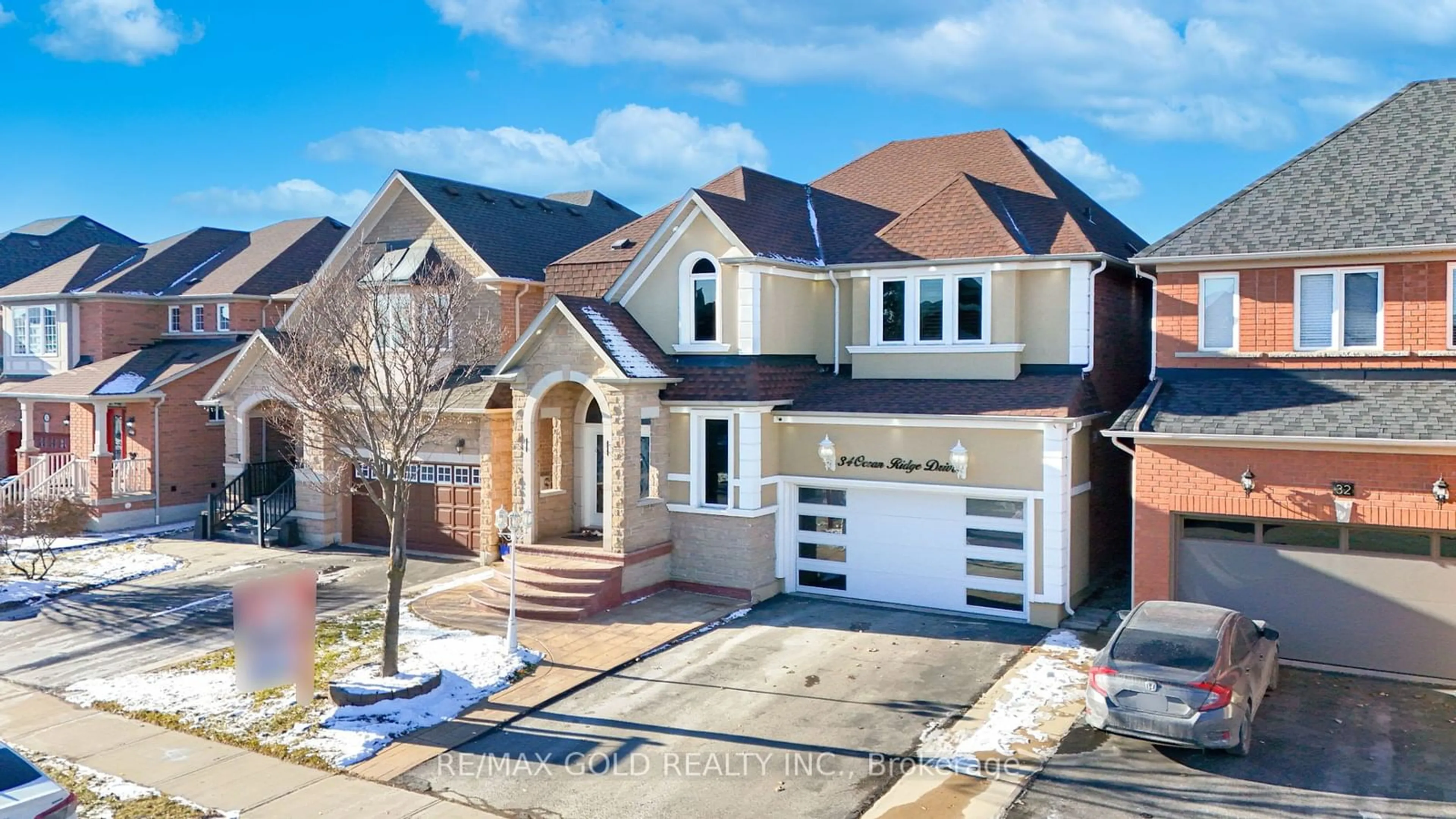 Home with brick exterior material, street for 34 Ocean Ridge Dr, Brampton Ontario L6R 3K5