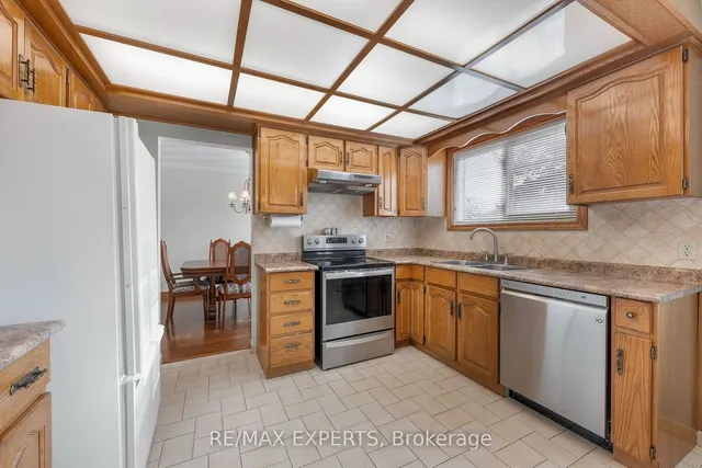 Additional property image - 16 Islay Crt