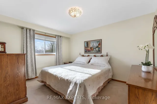 Additional property image - 16 Islay Crt