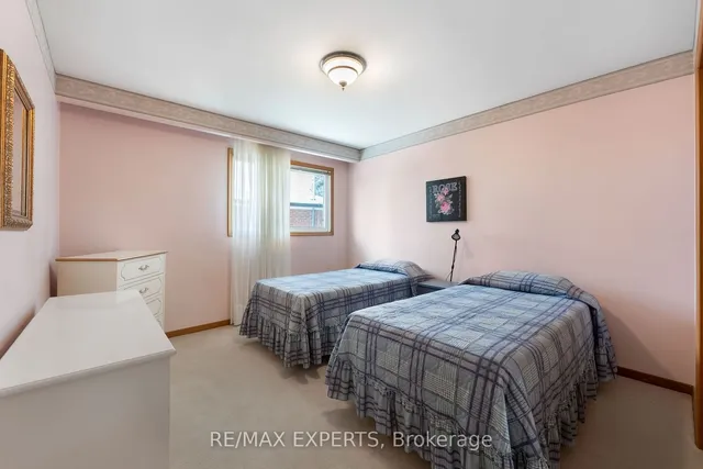 Additional property image - 16 Islay Crt