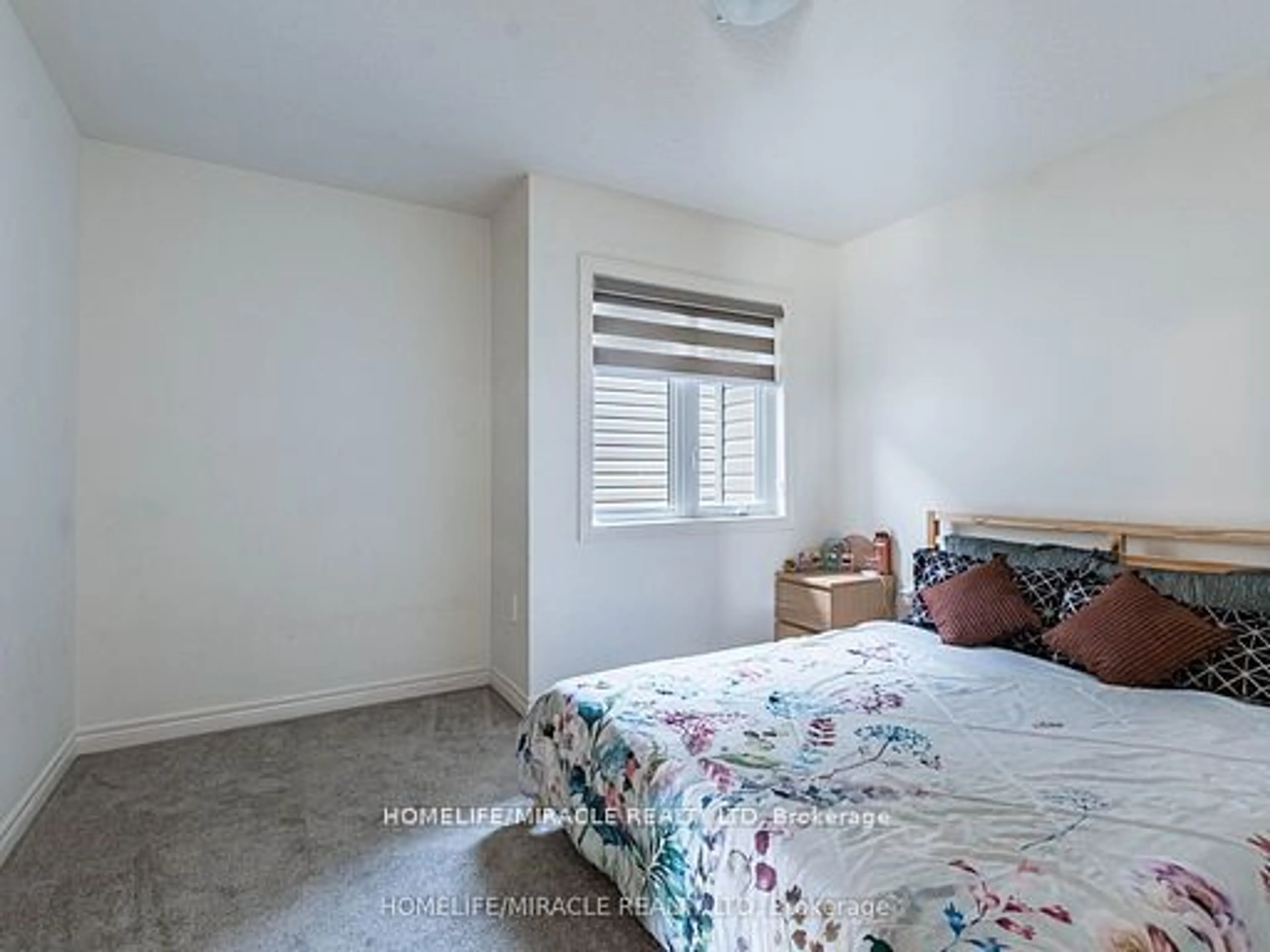 A pic of a room for 35 Sail Rd, Brampton Ontario L7A 4W7