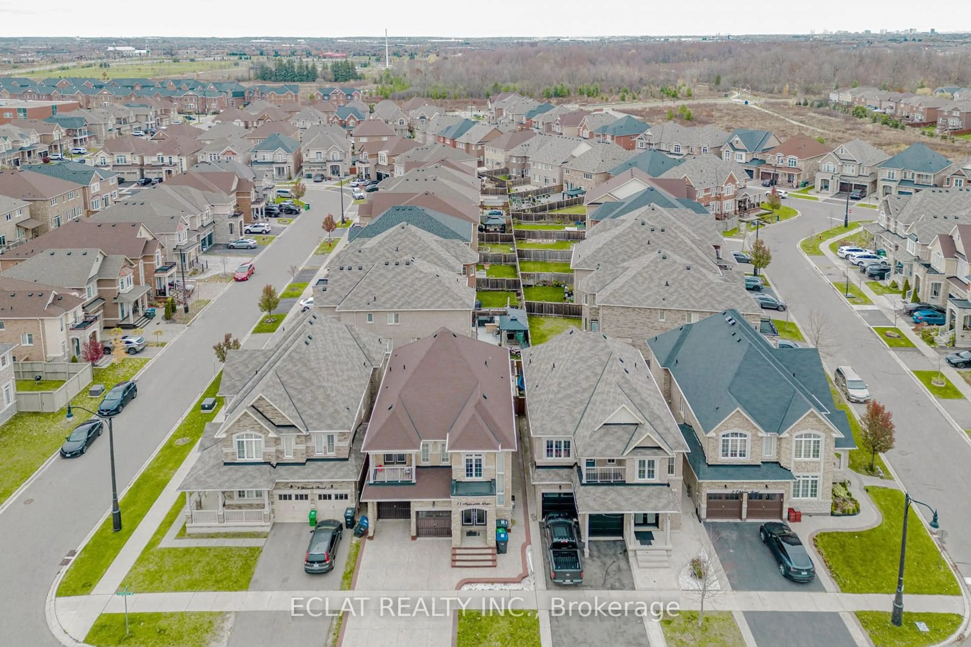 A pic from outside/outdoor area/front of a property/back of a property/a pic from drone, street for 57 Aldersgate Dr, Brampton Ontario L7A 3Z9