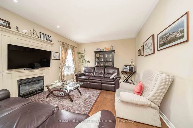 Additional property image - 733 Macbeth Hts
