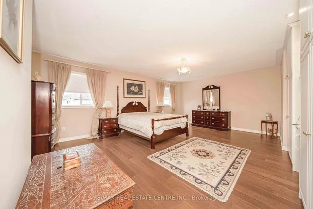 Additional property image - 733 Macbeth Hts