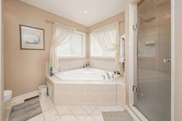 Additional property image - 733 Macbeth Hts