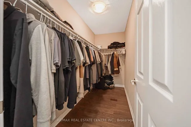 Additional property image - 733 Macbeth Hts