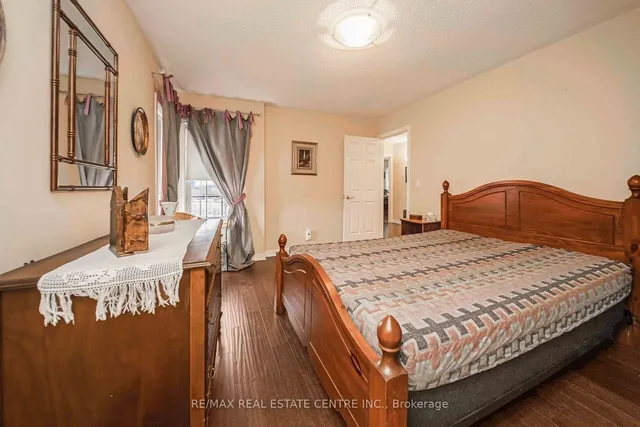 Additional property image - 733 Macbeth Hts