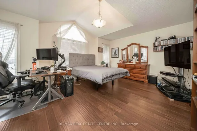 Additional property image - 733 Macbeth Hts