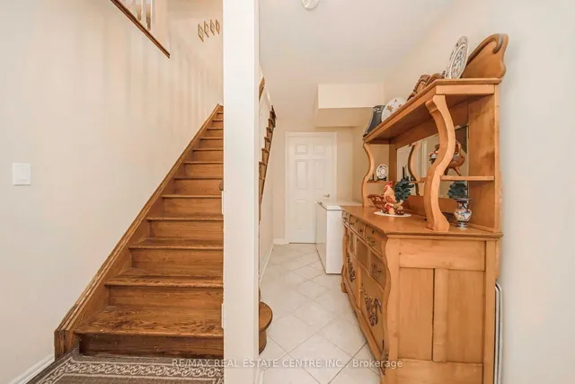 Additional property image - 733 Macbeth Hts