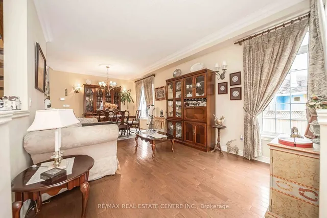 Additional property image - 733 Macbeth Hts