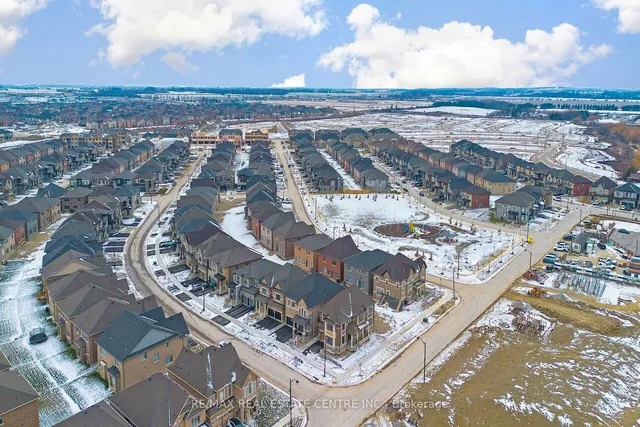 Primary image of 3 Kessler Dr