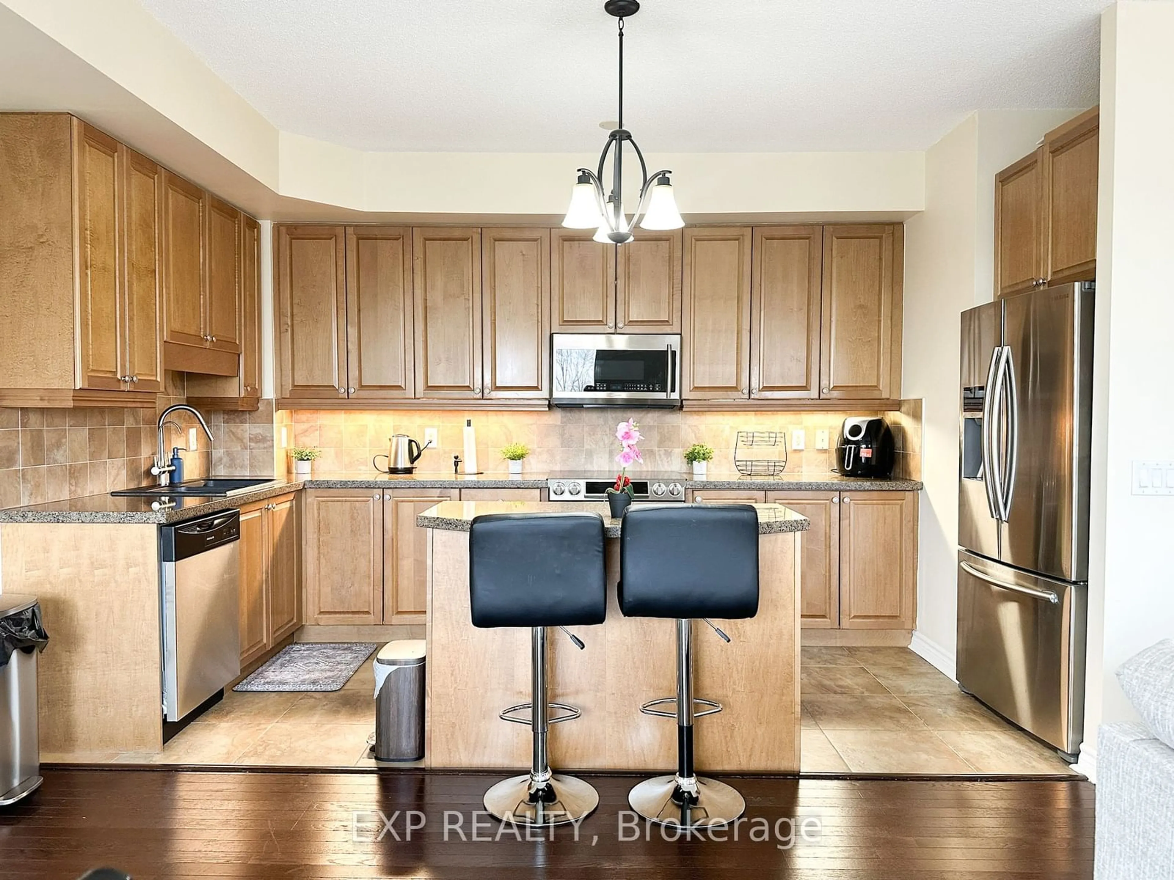 Open concept kitchen, unknown for 483 Faith Dr #505, Mississauga Ontario L5R 0A1