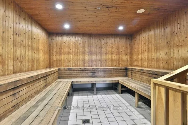 Additional property image - 2200 Lakeshore Blvd Unit 2607