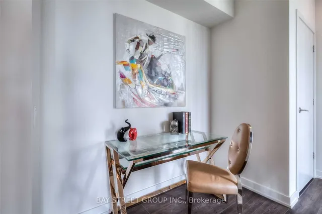 Additional property image - 2200 Lakeshore Blvd Unit 2607