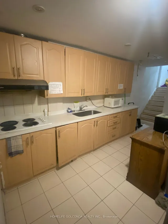 Additional property image - 13 Aldwinckle Hts