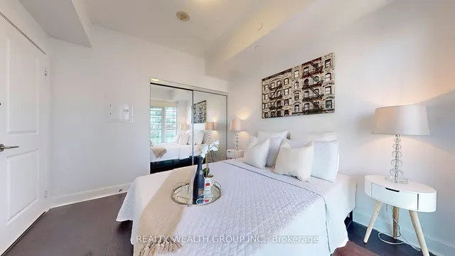 Additional property image - 33 Shore Breeze Dr Unit 2108