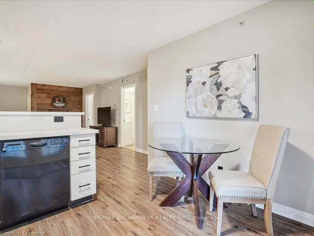 Additional property image - 4025 Kilmer Dr Unit 105