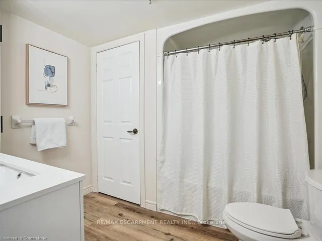 Additional property image - 4025 Kilmer Dr Unit 105