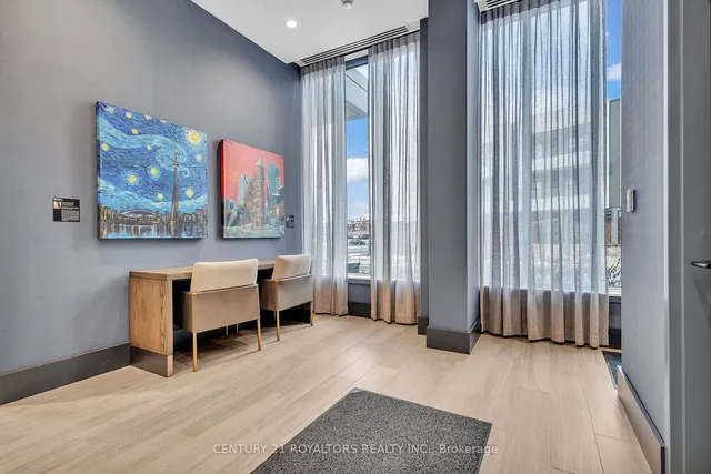 Additional property image - 10 Lagerfeld Dr