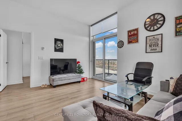 Additional property image - 10 Lagerfeld Dr