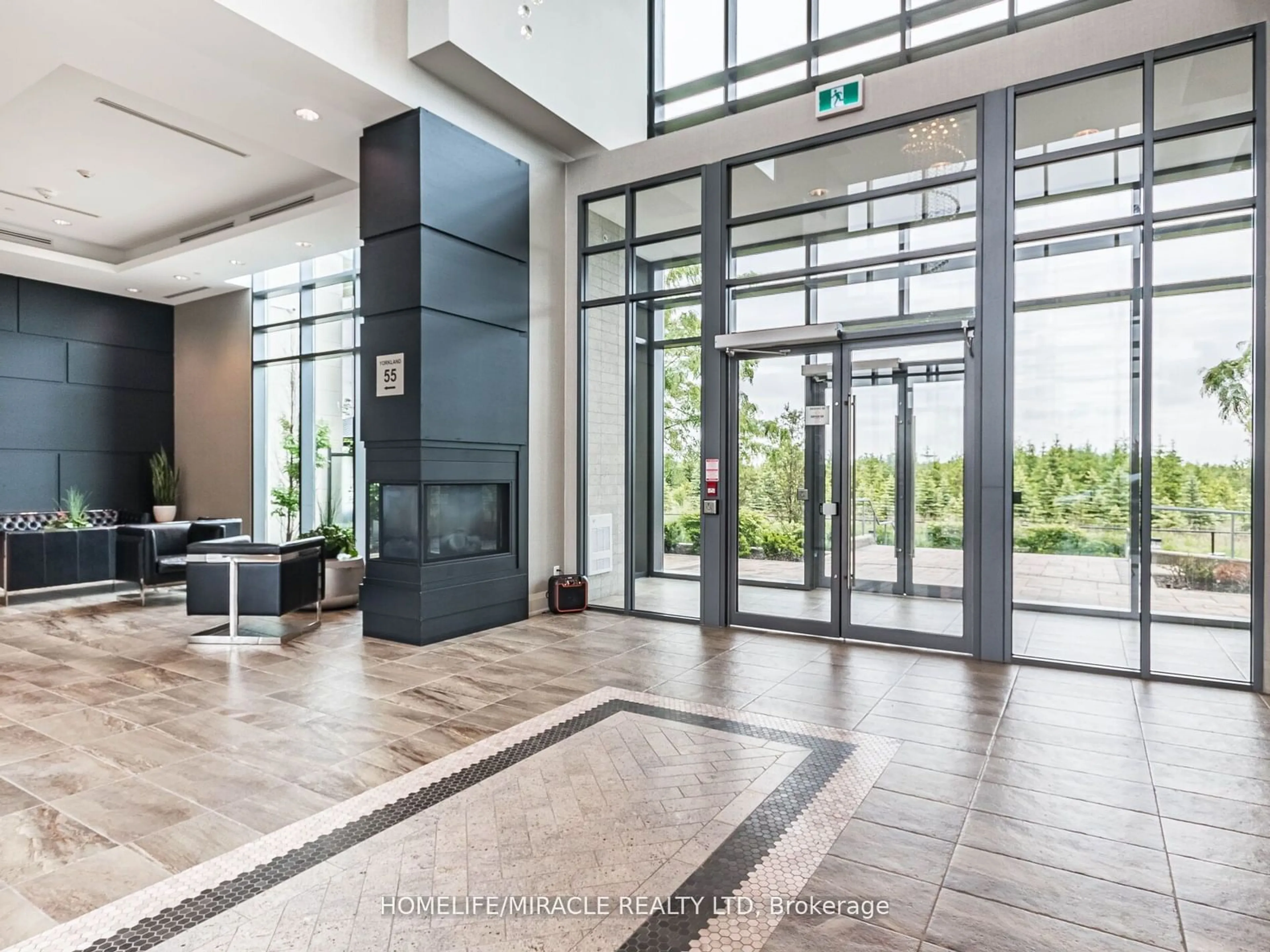 Indoor foyer for 65 Yorkland Blvd #308, Brampton Ontario L4C 9Z4