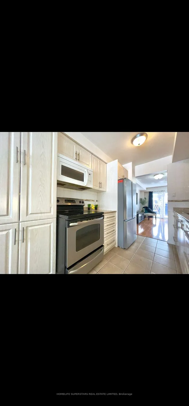 Additional property image - 8 Maraboo Crt