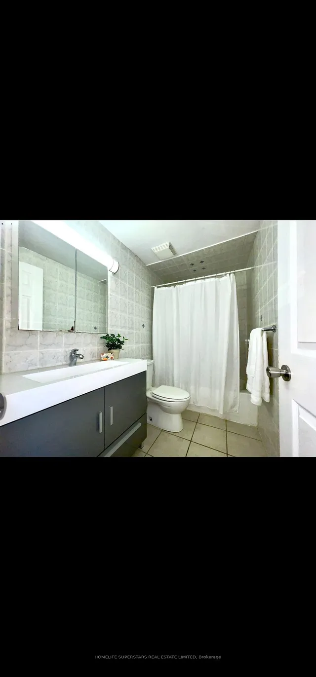 Additional property image - 8 Maraboo Crt