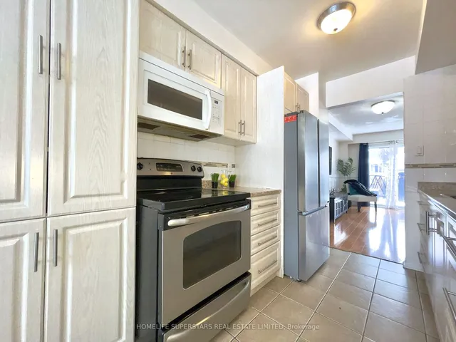 Additional property image - 8 Maraboo Crt