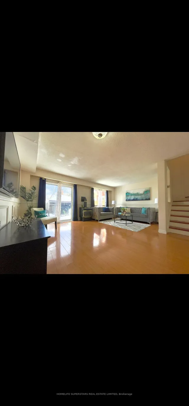 Additional property image - 8 Maraboo Crt