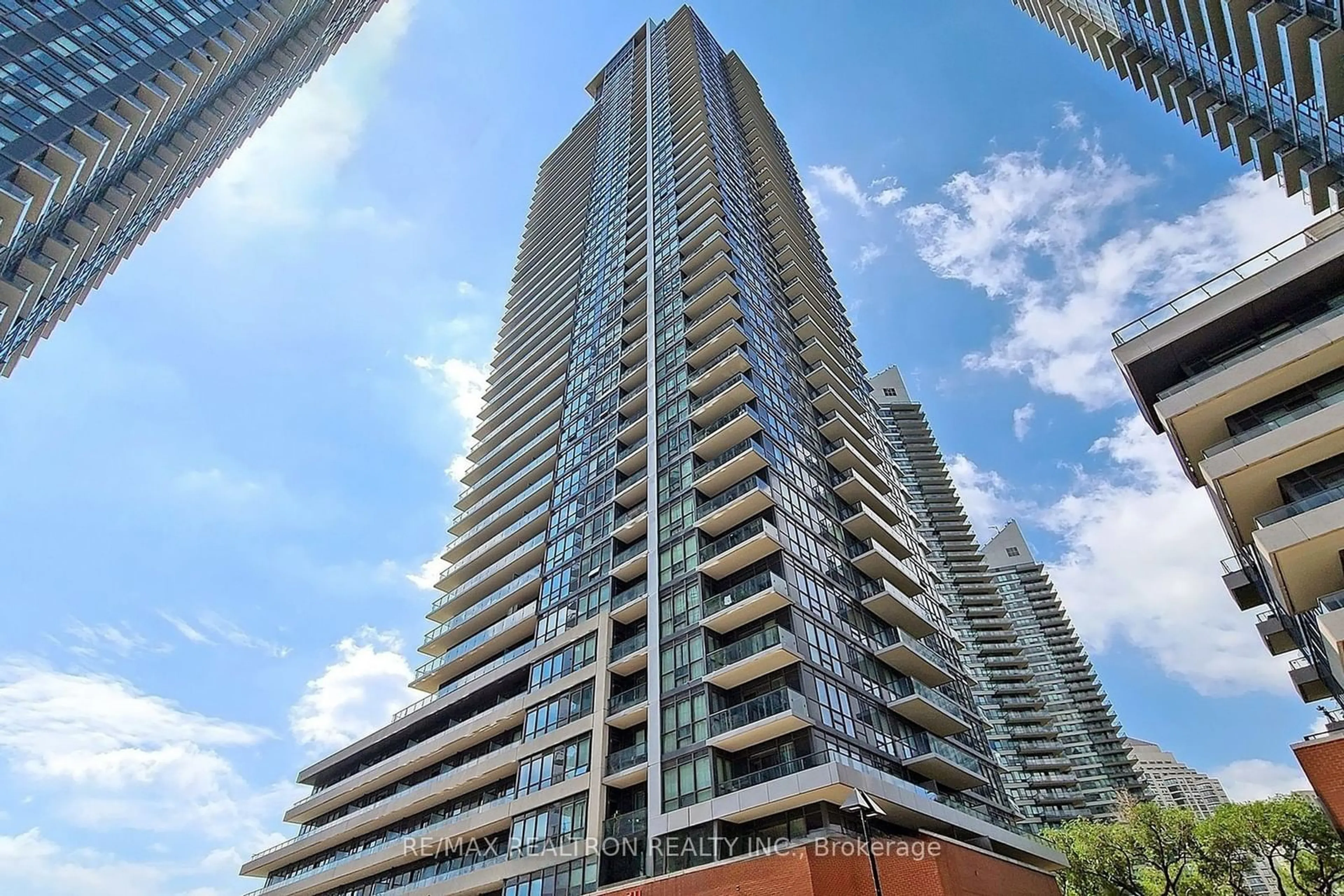 Unknown for 2212 Lakeshore Blvd #3206, Toronto Ontario M8V 0C2