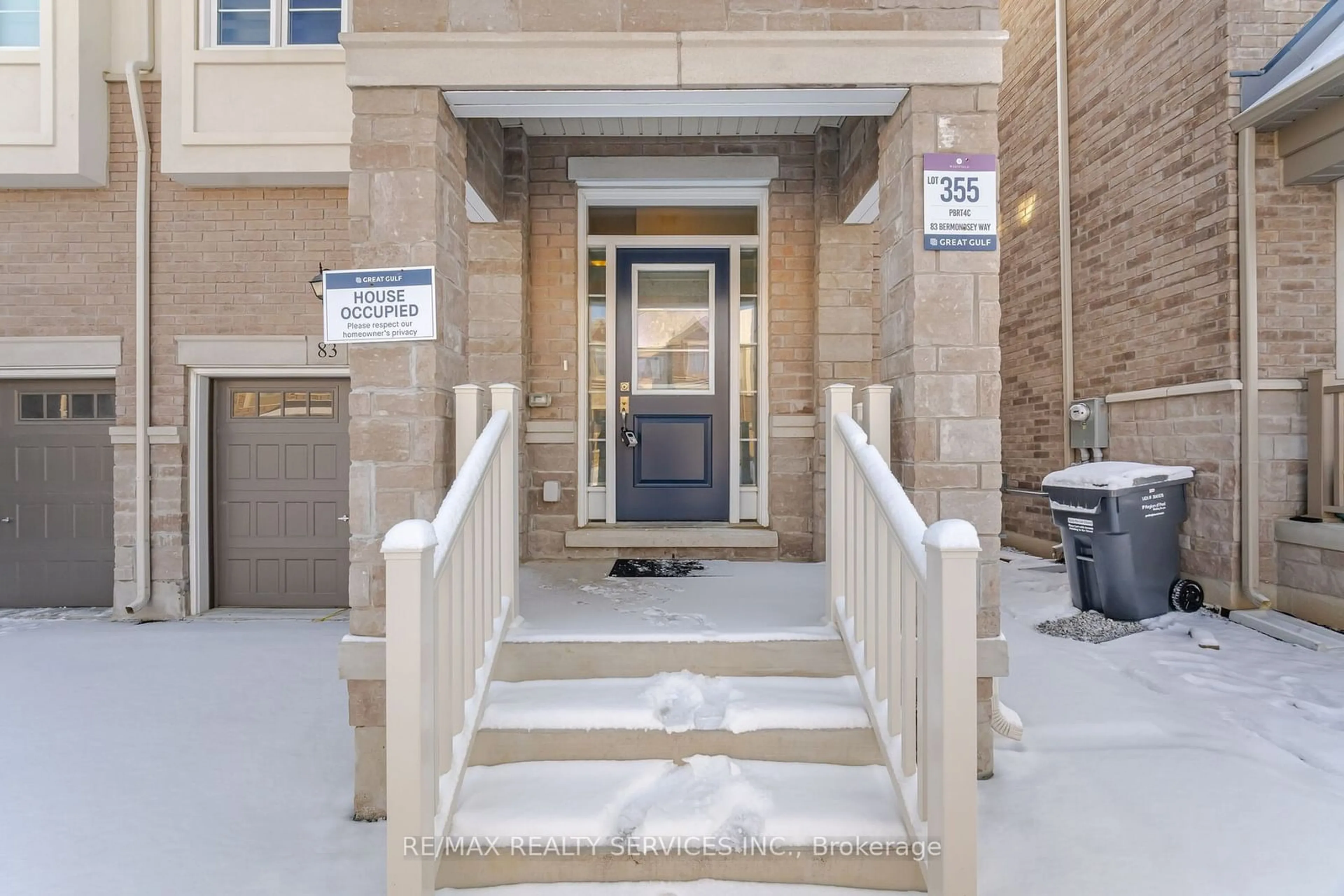 Indoor entryway for 83 Bermondsey Way, Brampton Ontario L6Y 6K9