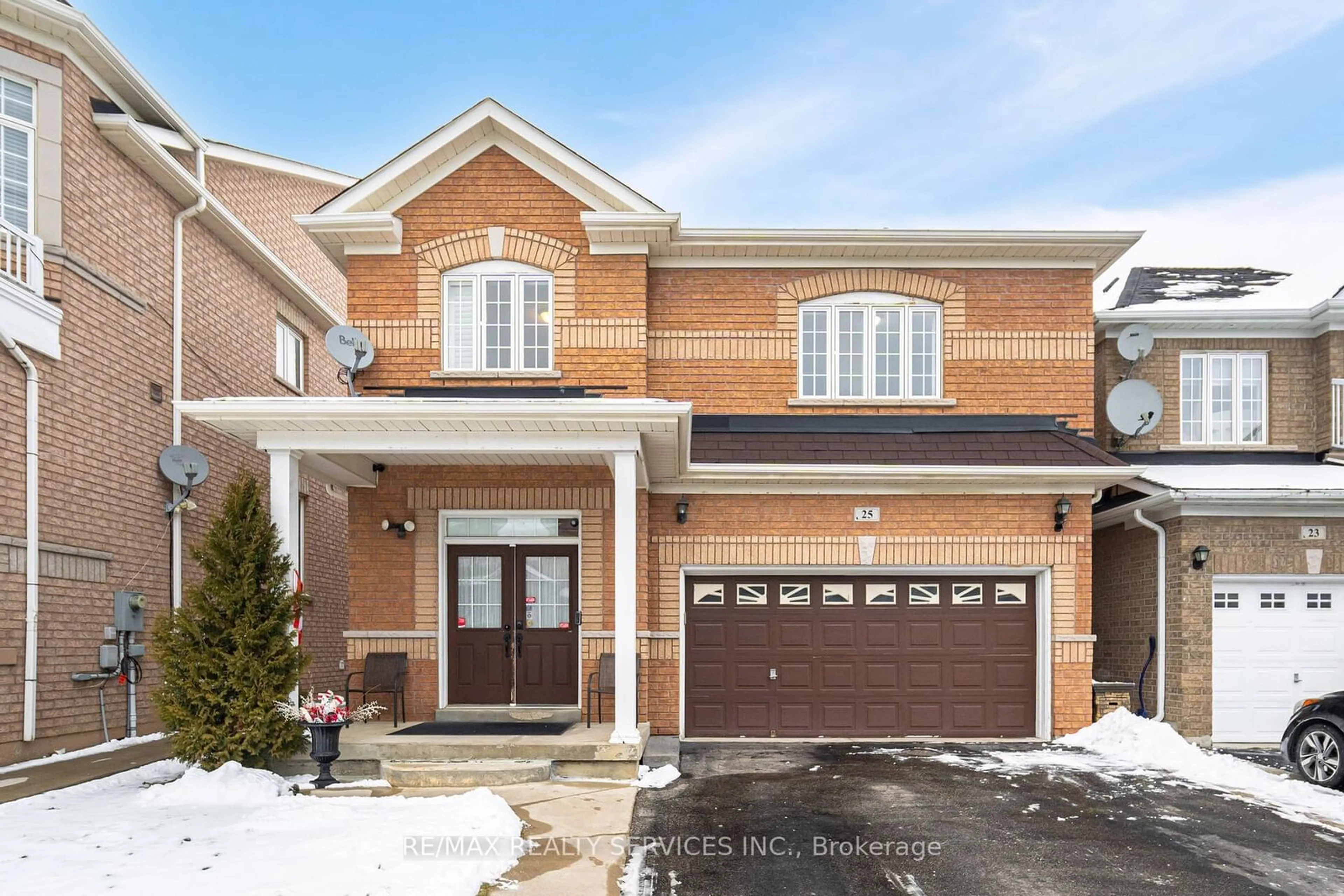 Home with brick exterior material, street for 25 Pape Dr, Brampton Ontario L6R 0H7