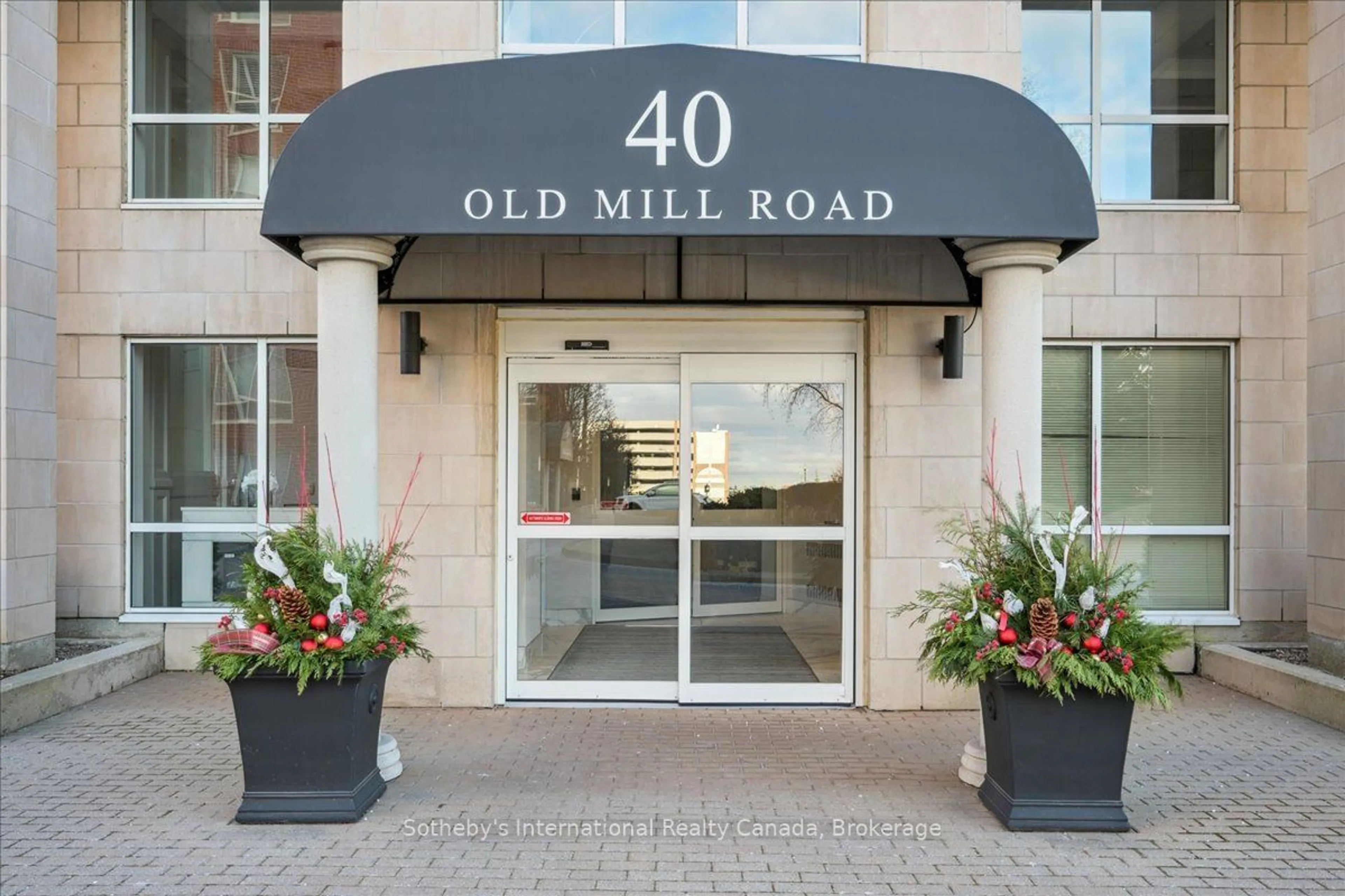 Lobby for 40 Old Mill Rd #805, Oakville Ontario L6J 7W2