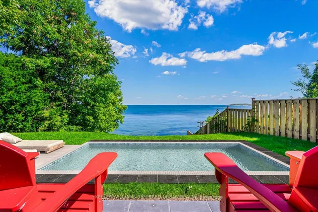 Additional property image - 399 Lake Promenade
