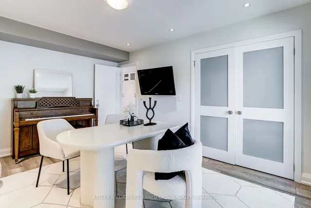 Additional property image - 399 Lake Promenade