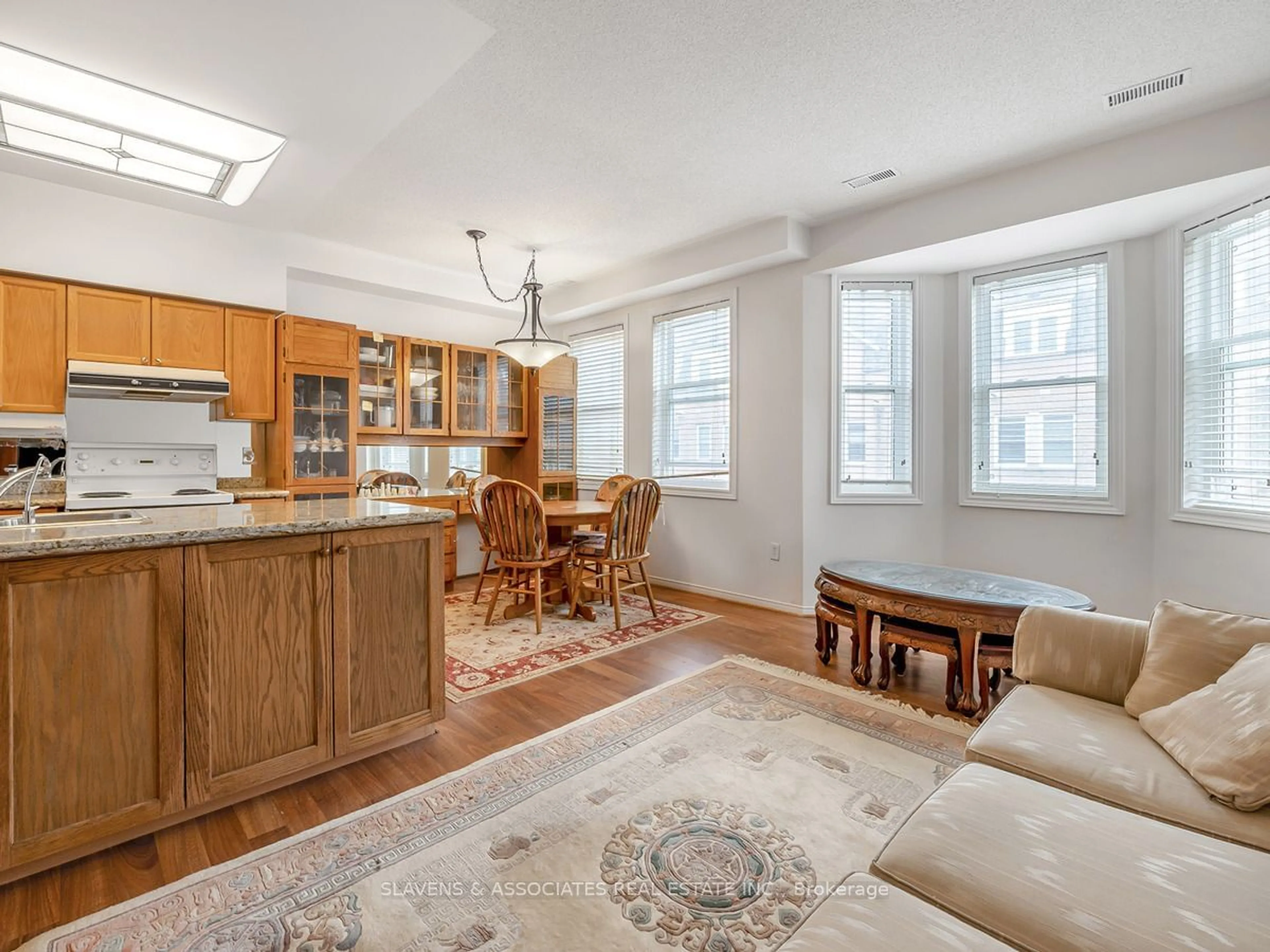 Open concept kitchen, unknown for 760 Lawrence Ave #TH 91, Toronto Ontario M6A 3E7