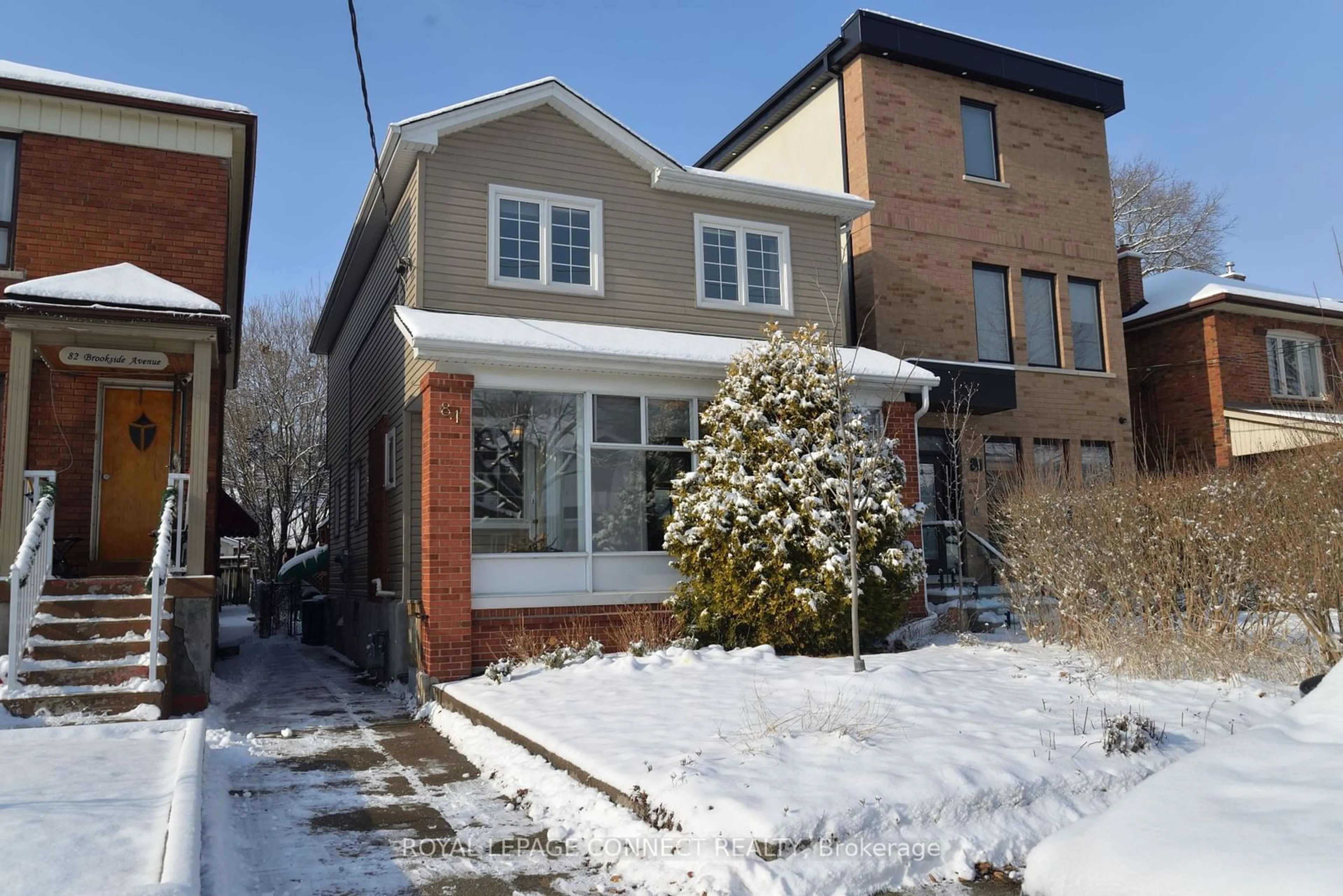 Home with brick exterior material, street for 84 Brookside Ave, Toronto Ontario M6S 4G9