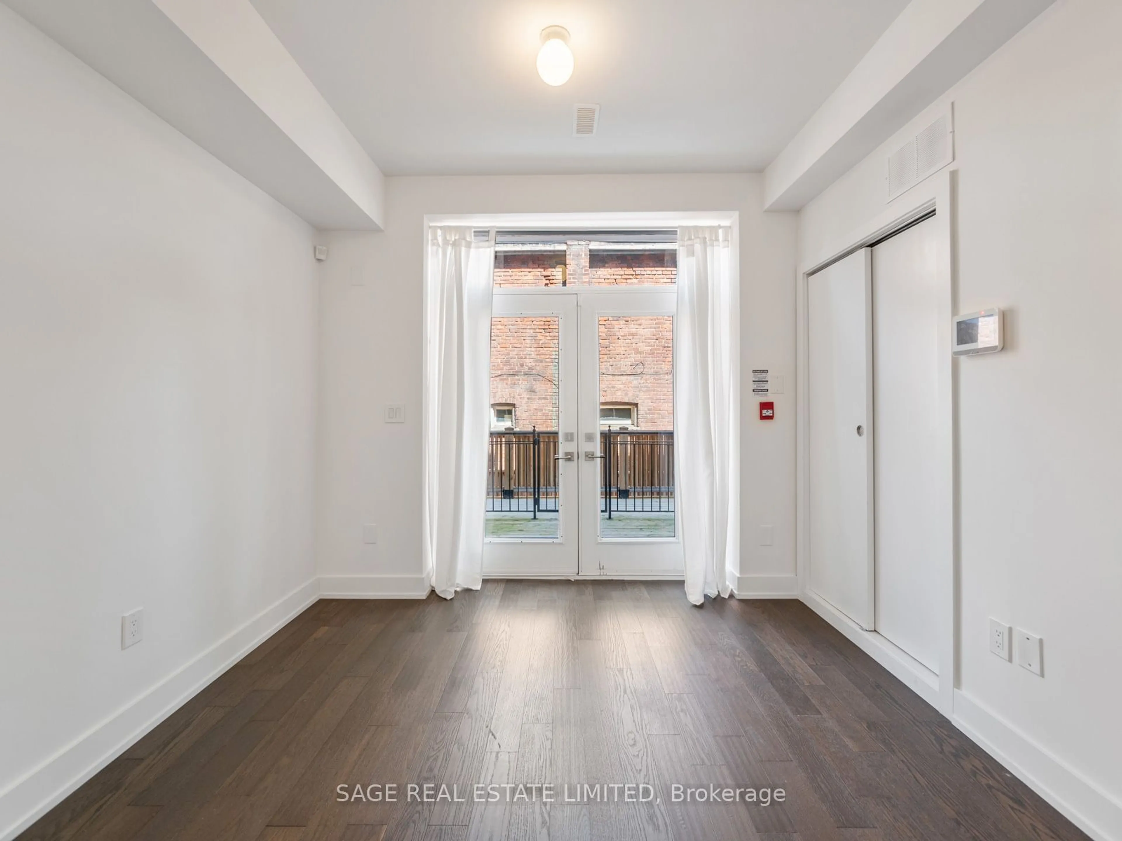 Indoor entryway for 1183 Dufferin St #103, Toronto Ontario M6H 4B7