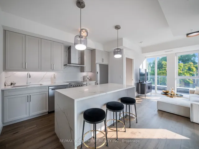 Additional property image - 500 Brock Ave Unit 302