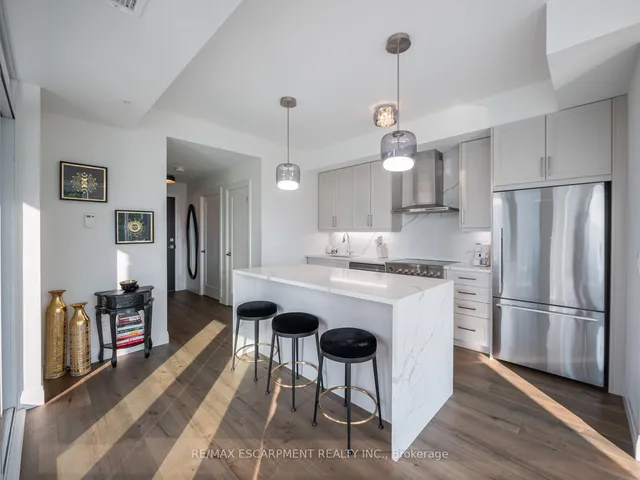 Additional property image - 500 Brock Ave Unit 302