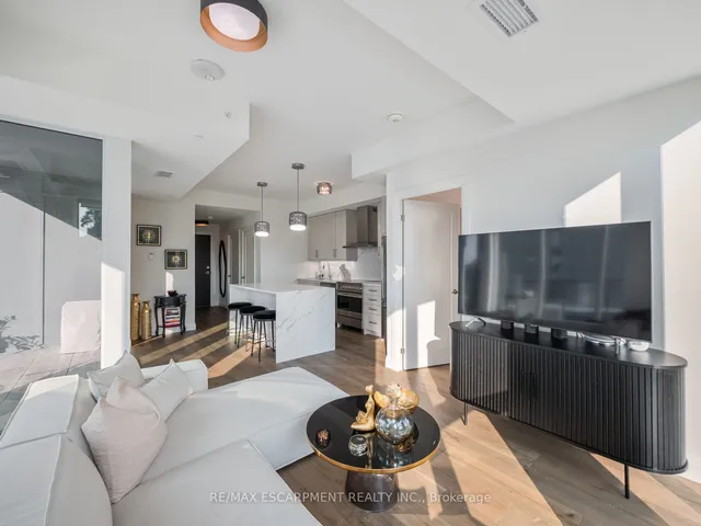 Additional property image - 500 Brock Ave Unit 302