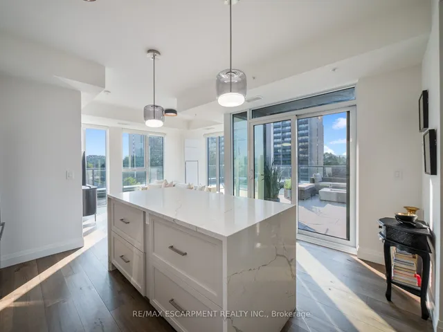 Additional property image - 500 Brock Ave Unit 302